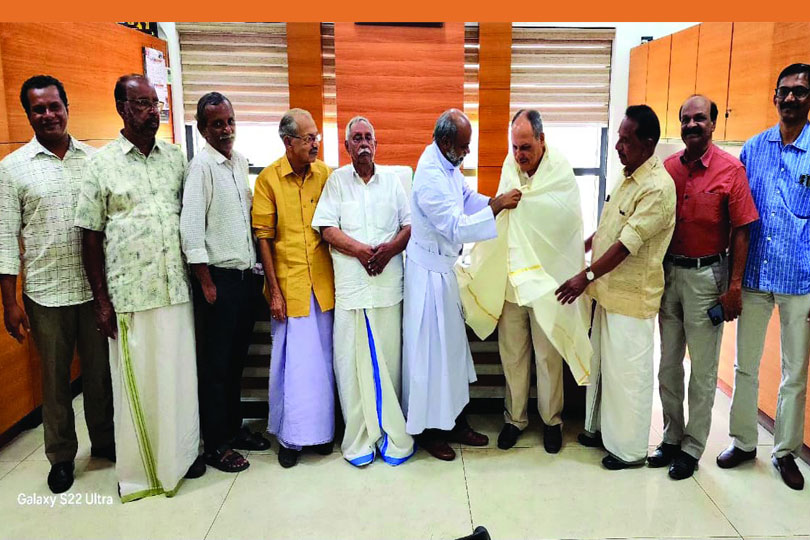 ഡോ. ചാള്‍സ് ഡയസിനെ അനുമോദിച്ചു